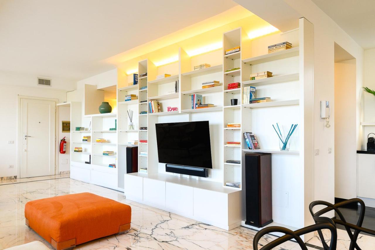 로마 Peaceful Penthouse With Garage By Ndp Rent 아파트 외부 사진