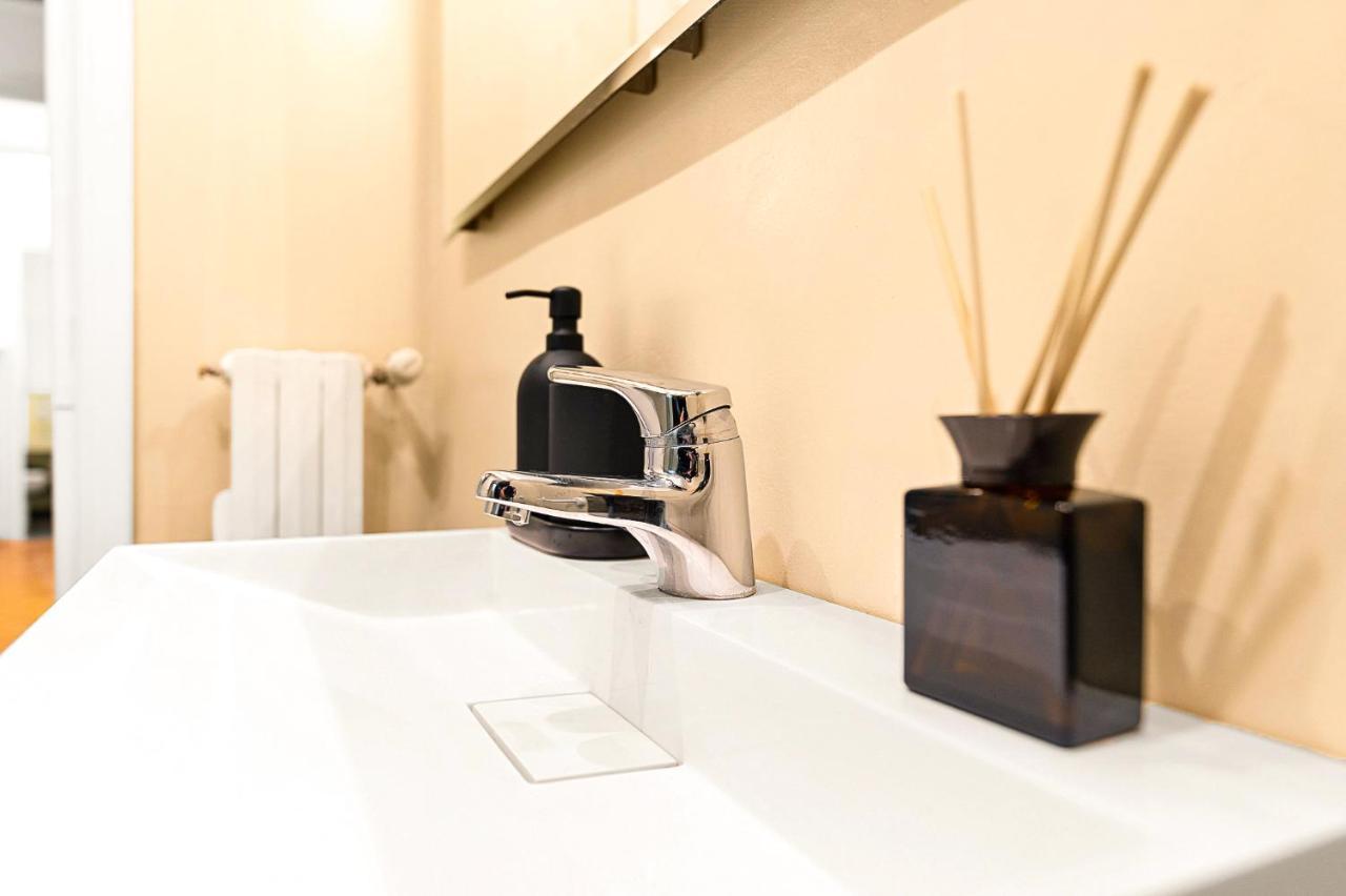 로마 Peaceful Penthouse With Garage By Ndp Rent 아파트 외부 사진